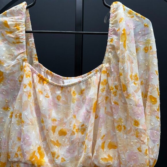 Lush Multicolored Floral Puff Sleeve Blouse - Picture 2 of 5